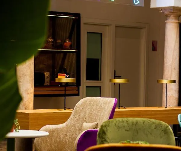 Room00 Salvador Hostel *