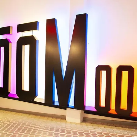 Room00 Salvador Хостел